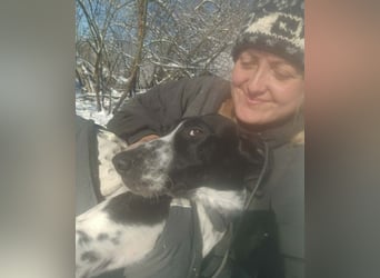 BELLA - intelligentes Mädchen wartet auf ihre Menschen