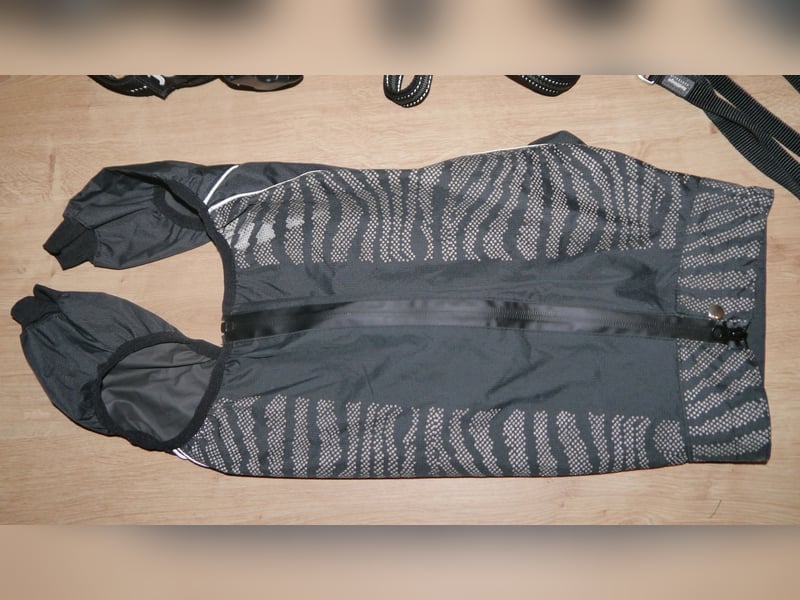 4tlg Hundegeschirr Julius K9 Gr. S Mini + Doppelleine + Regenmantel Hurtta - A