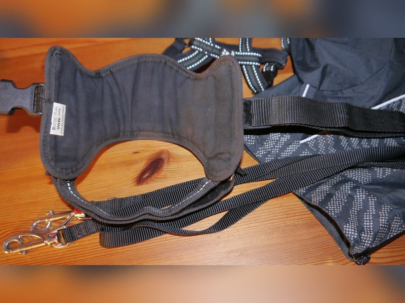 4tlg Hundegeschirr Julius K9 Gr. S Mini + Doppelleine + Regenmantel Hurtta - A