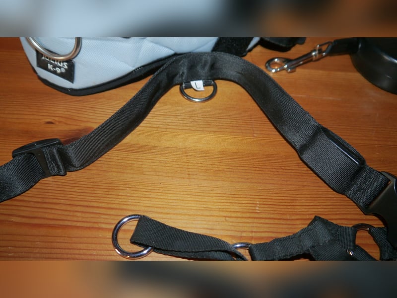 7tlg. Hundebett + Hundegeschirr Julius K9 Gr. 0 + Roll-Leine +  Maulkorb + Hundehalsband Trixie – F