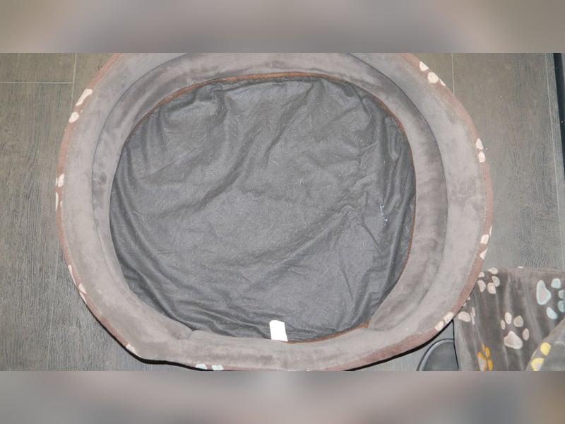 7tlg. Hundebett + Hundegeschirr Julius K9 Gr. 0 + Roll-Leine +  Maulkorb + Hundehalsband Trixie – F