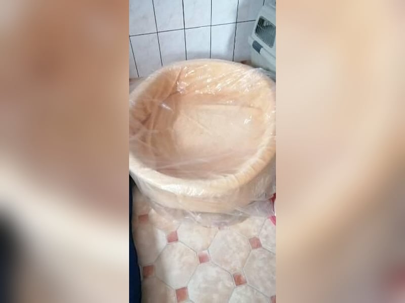 Alles steht zum Verkauf.