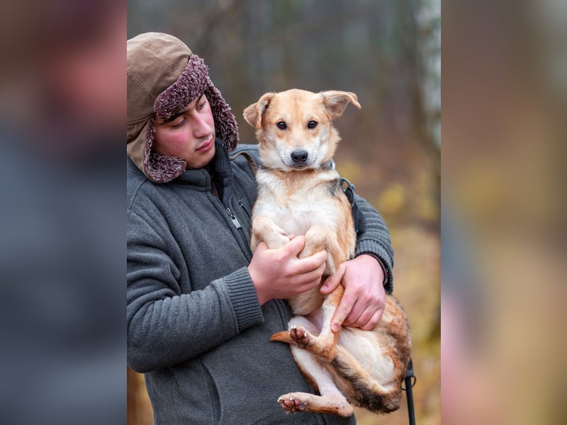 Asya ist schüchtern aber mit viel liebe...