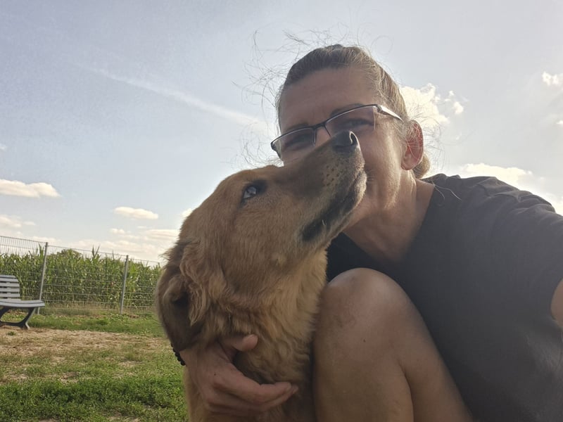 Enyo liebevoll Neo gerufen