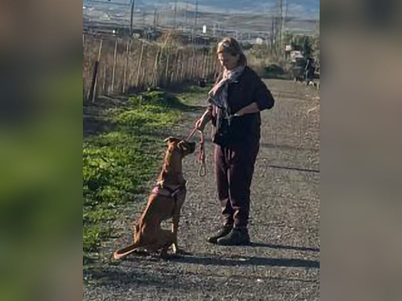 Bastar gibt sich auf!