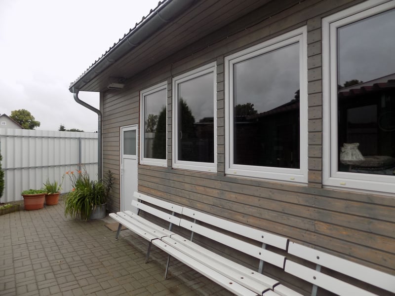 Farm-Hunde-Hotel  "5-Sterne+4-Pfoten"