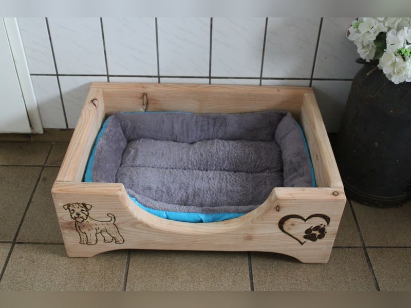 Hunde Bett mit Gravur. Hundekorb