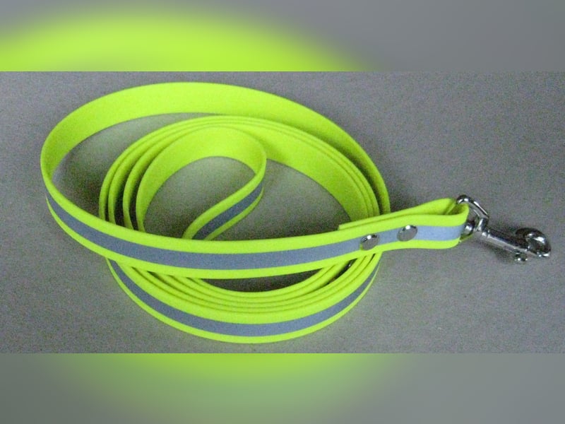 Hundeleine 2,04m lang neongelb reflektierend Handschlaufe