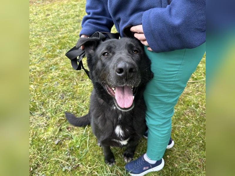 Sjena ein kräftiges Mädchen