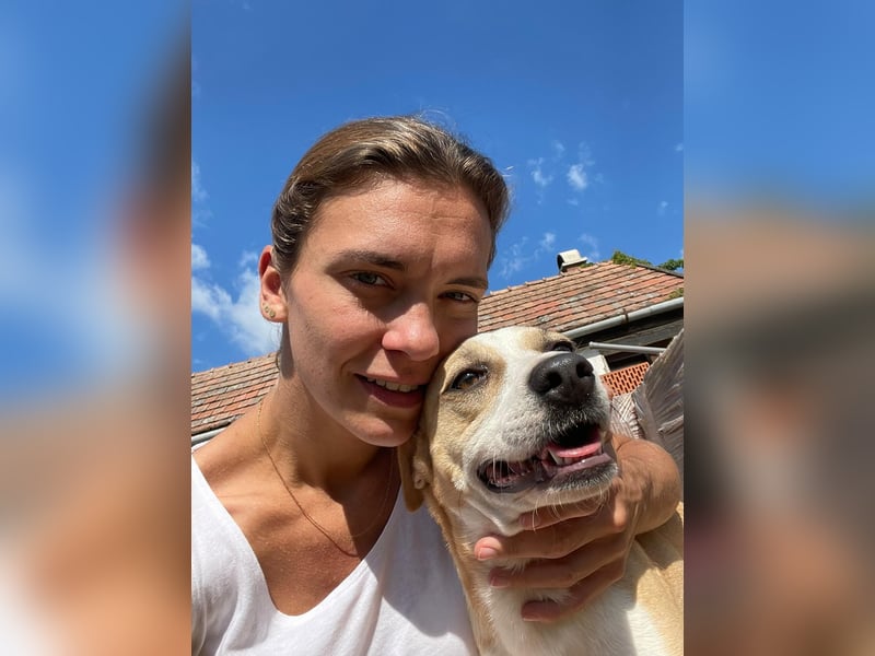 Ilonka möchte die Welt entdecken.