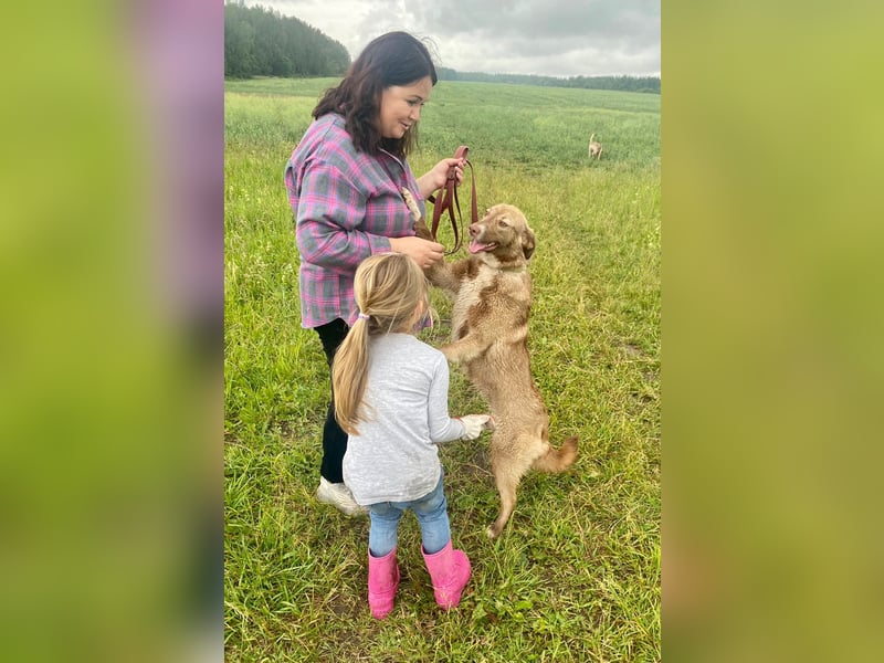Neugierige JESSI sucht eine Familie mit Kindern