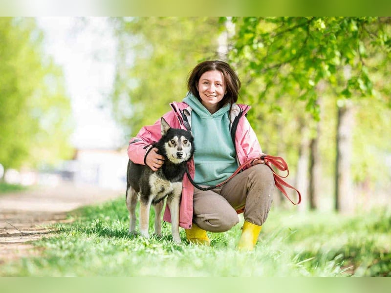Frohnatur Lina sucht ihre Familie