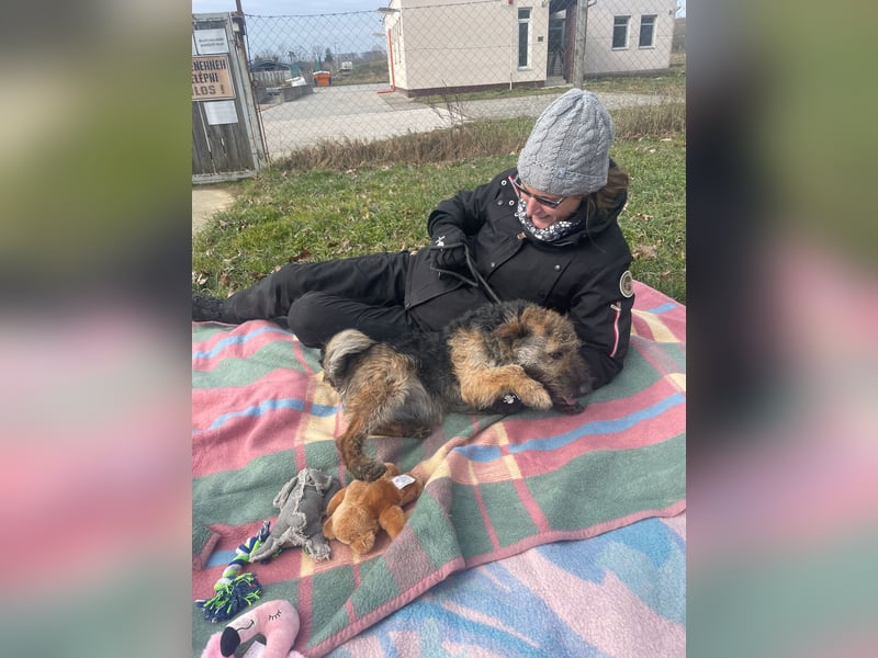 Sabina, einfach nur lieb wünscht sich so sehr eine Familie