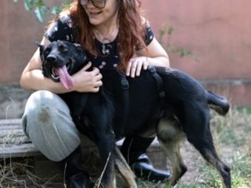 GLORIA- sehnt sich nach Liebe und Geborgenheit bei ihrer "Für-immer-Familie"