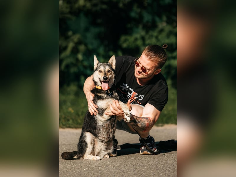 Aktive Naya sucht ihre Menschen
