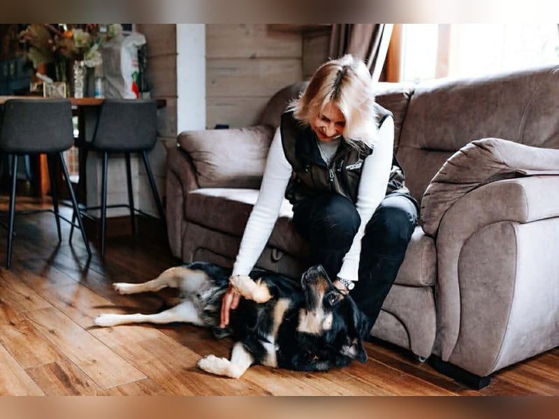 Unkomplizierte Prada sucht ihre Menschen