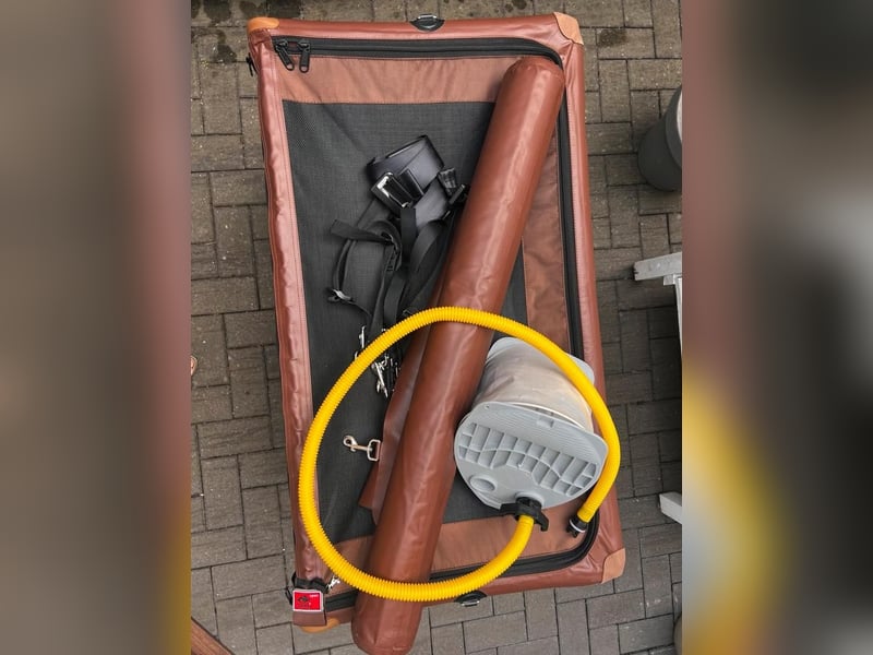 Tami Premium Hundebox (L) mit Airbag-Funktion